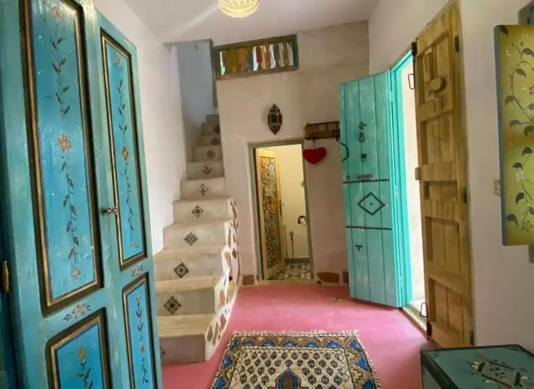 تختخواب و صبحانه Dar Fatma Medenine