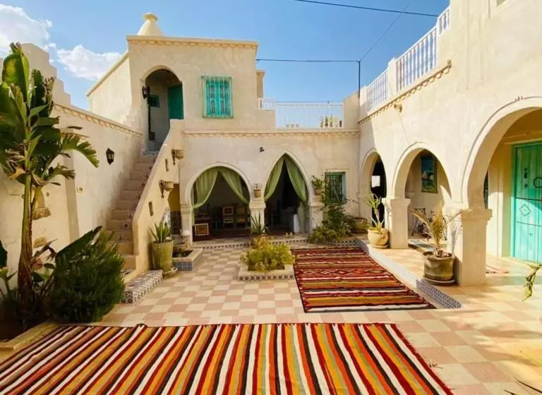 تختخواب و صبحانه Dar Fatma Medenine