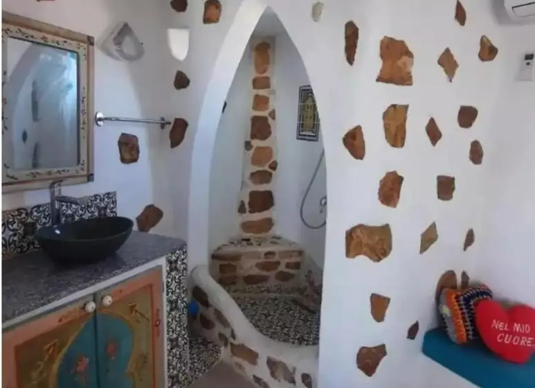 تختخواب و صبحانه Dar Fatma Medenine