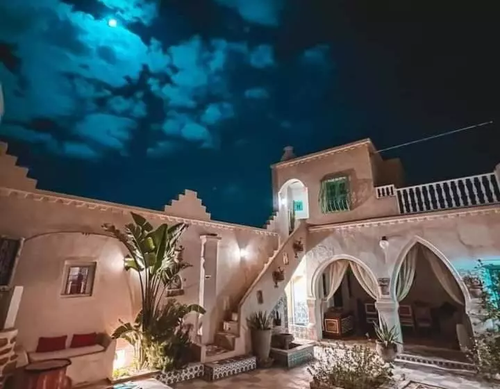 تختخواب و صبحانه Dar Fatma Medenine