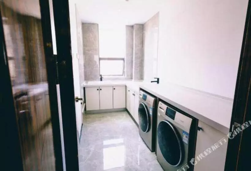 Borrman Hotel Xiangyang East Daqing Road Friendship Apartment