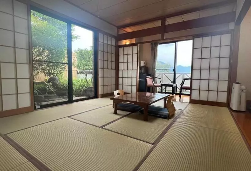 ホテル ゆけむり山荘
