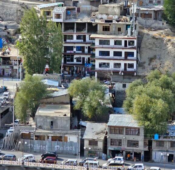 Hotel Afzal And Restaurant