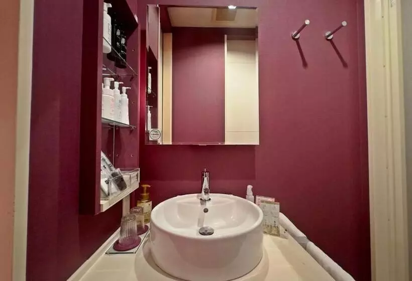 Hotelli Evermore  Adult Only