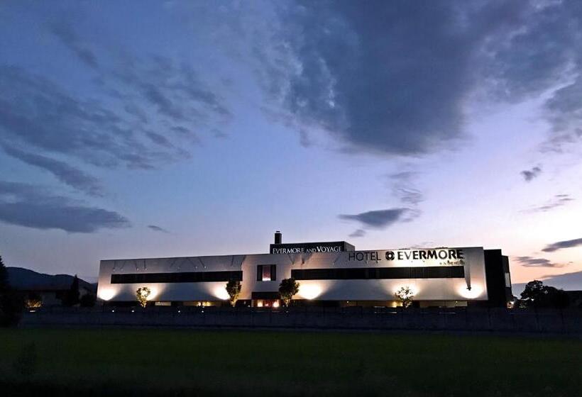 בית מלון כפרי Evermore Adult Only