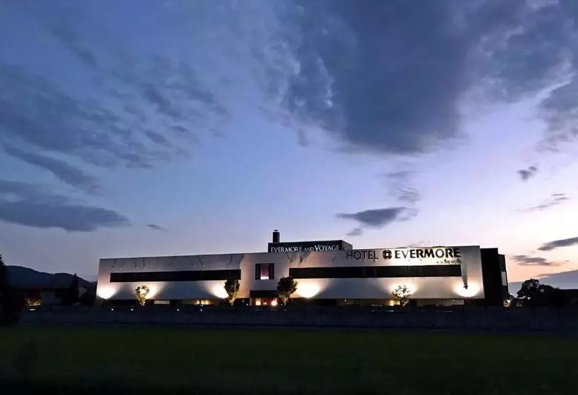 Hotelli Evermore  Adult Only