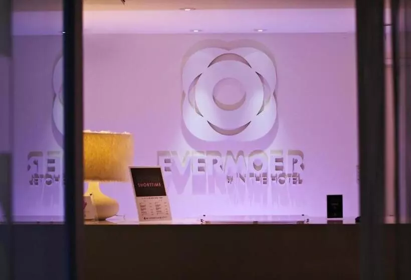 Hotelli Evermore  Adult Only