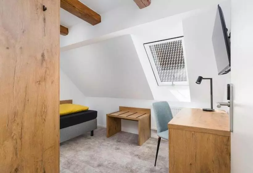 Hotelli Gasthaus Zur Traube