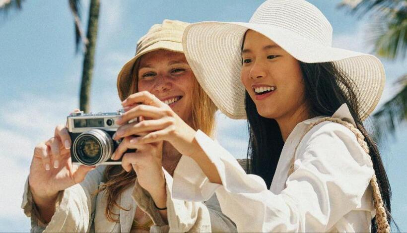 هتل Governors Village 1,2,3 & 4 Bedroom Apartments On Seven Mile Beach Corridor