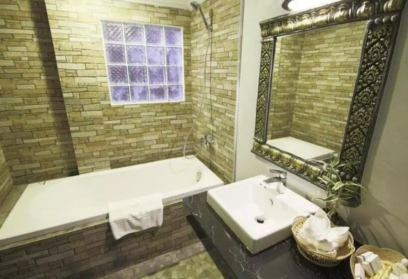 Hotelli Popular Boutique