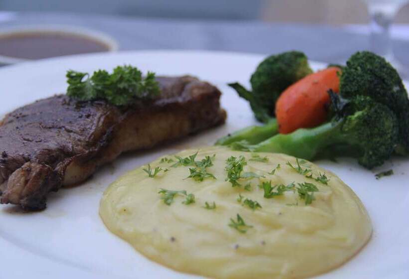 هتل Popular Boutique