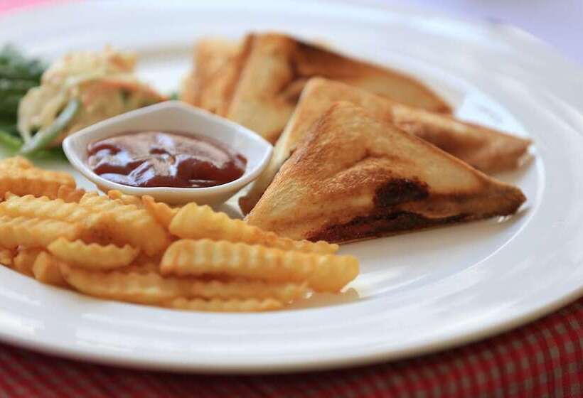 هتل Popular Boutique