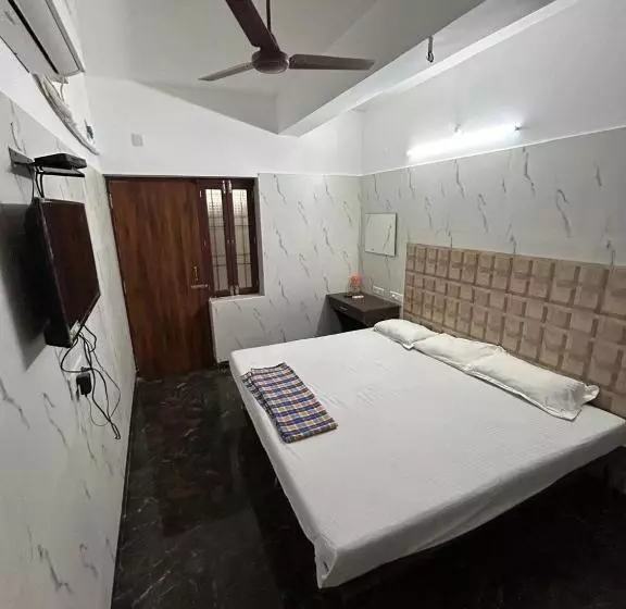 هتل Rk Guest House
