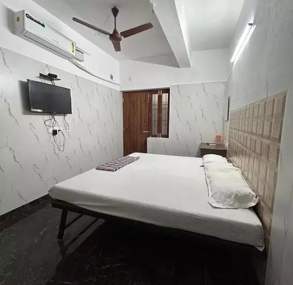 هتل Rk Guest House