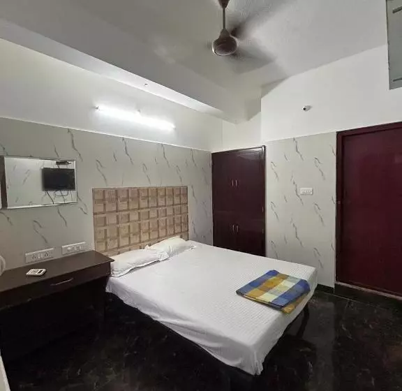هتل Rk Guest House