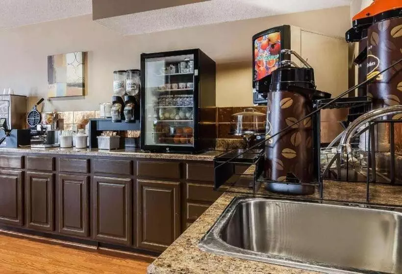 Hotelli Rodeway Inn