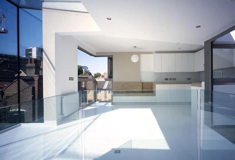 Majatalo Hidden Gem, Artist Studio