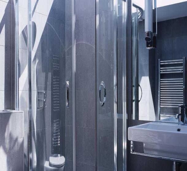 Majatalo Hidden Gem, Artist Studio