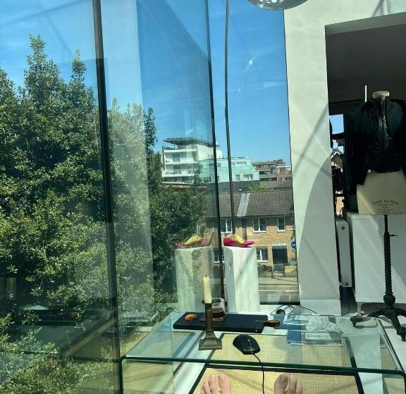 Majatalo Hidden Gem, Artist Studio