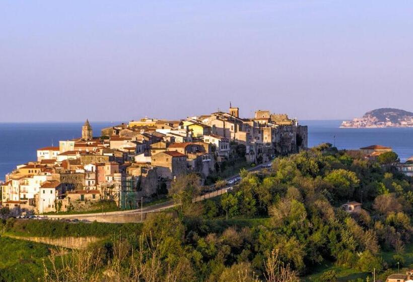 פנסיון Room&relax Scauri