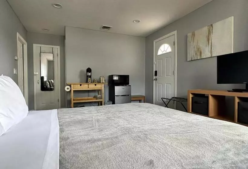 Majatalo Zenoasis Pvt Bedbath Studio By Numc