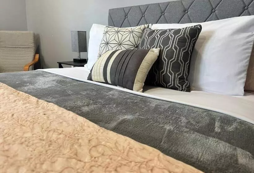 Majatalo Zenoasis Pvt Bedbath Studio By Numc