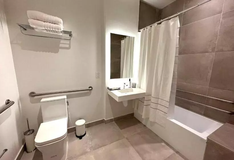 Smart Brickell Deluxe Apartment