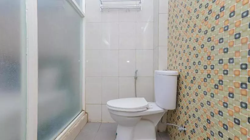 Urbanview Hotel Syariah Near Gelora Delta Sidoarjo