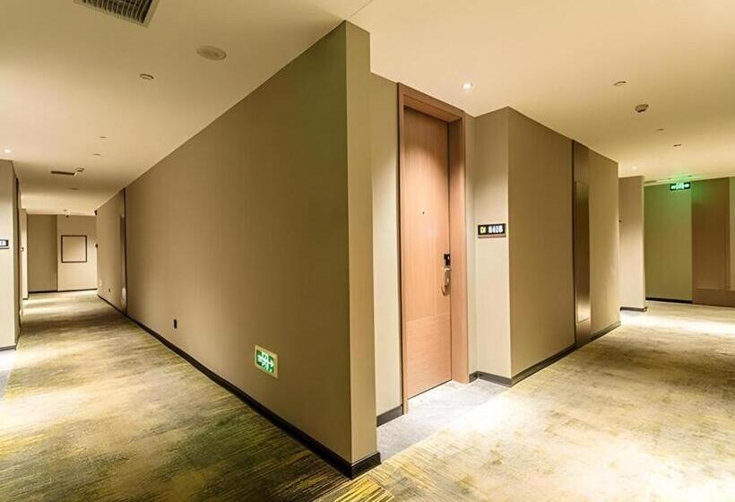 Borrman Hotel Liuzhou Luzhai