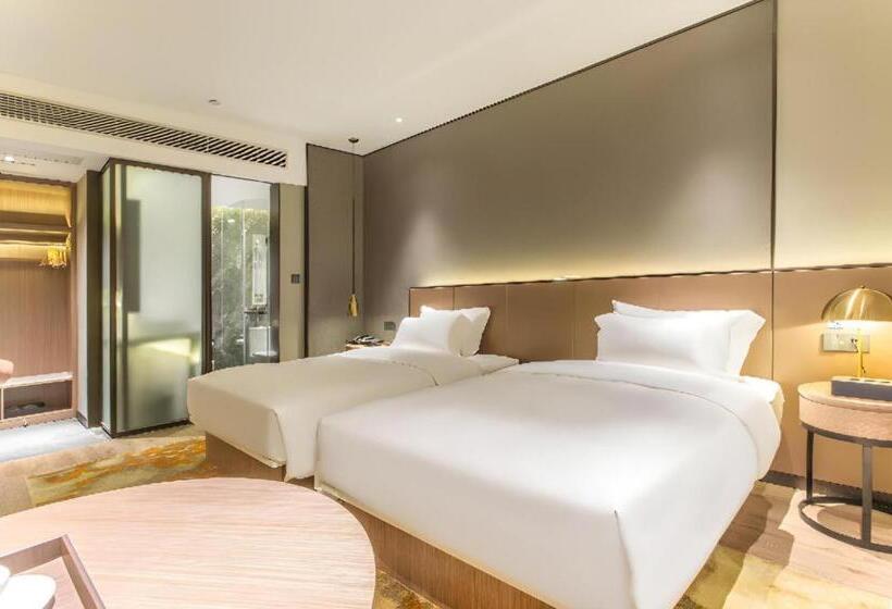 Borrman Hotel Liuzhou Luzhai