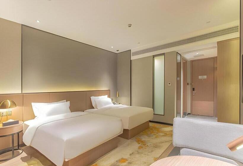 Borrman Hotel Liuzhou Luzhai