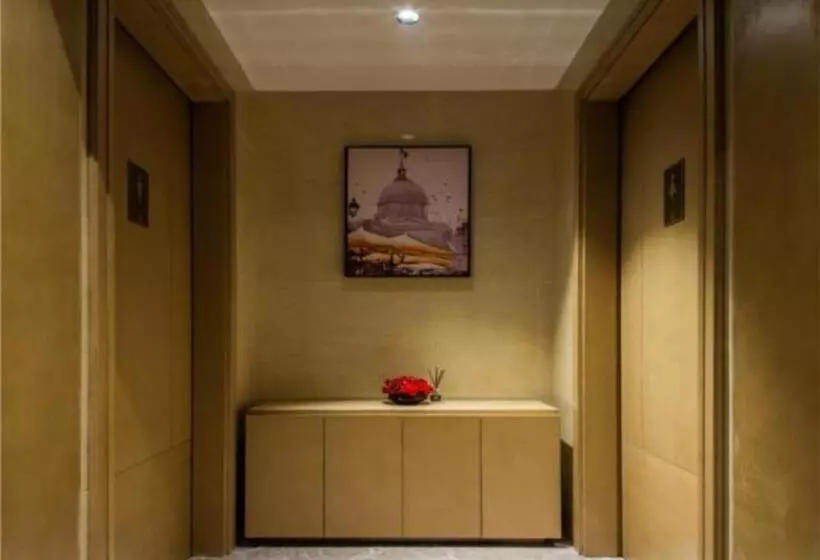 Echeng Hotel Changsha Evening News