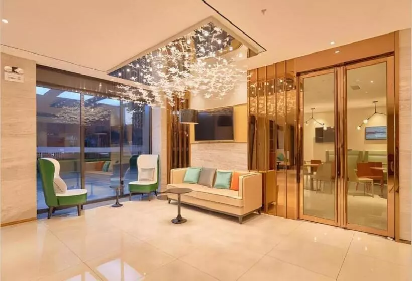 Hotelli City Comfort Inn Liuzhou Wuling Liutai Road