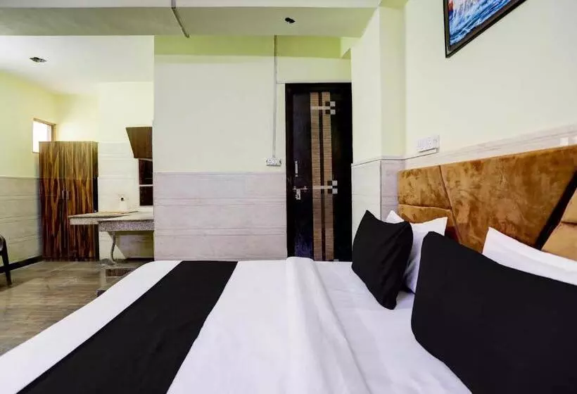 Hotelli O The Glory Near Sector 18 Metro