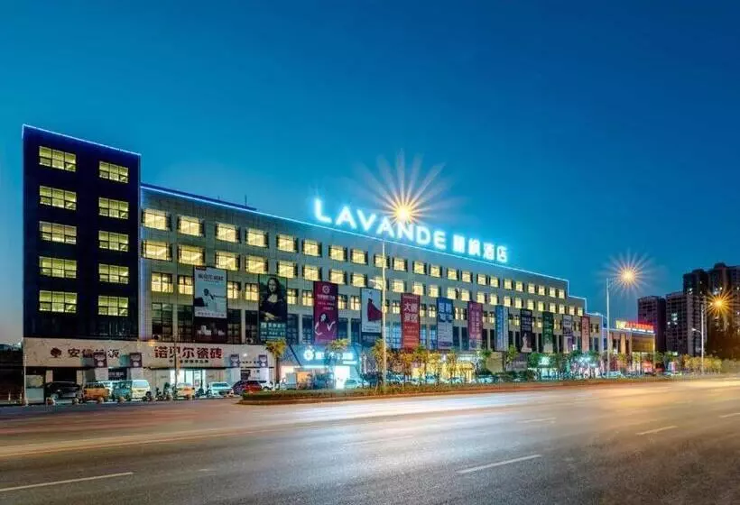 Lavande Hotel Lushan Wuzhou International Business Trade City