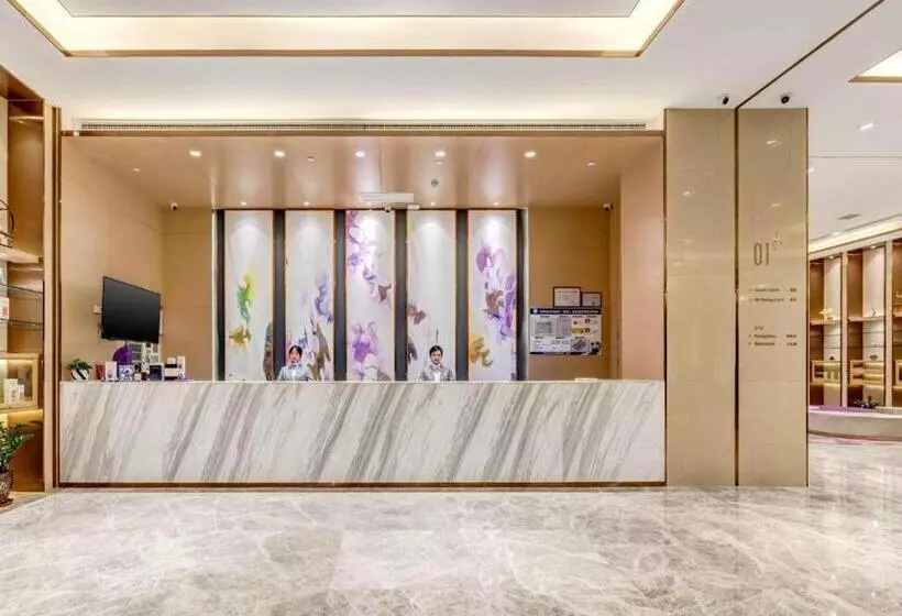 Lavande Hotel Lushan Wuzhou International Business Trade City
