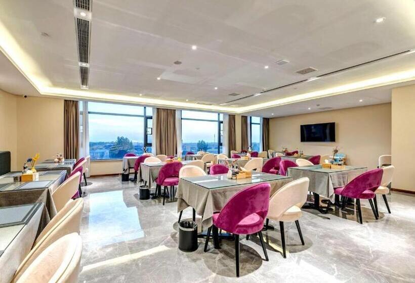 Lavande Hotel Lushan Wuzhou International Business Trade City