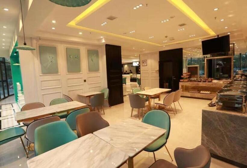 Xana Hotelle Jinzhou Central South Street Red Star Macalline