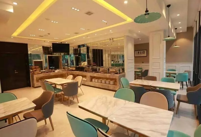 Xana Hotelle Jinzhou Central South Street Red Star Macalline