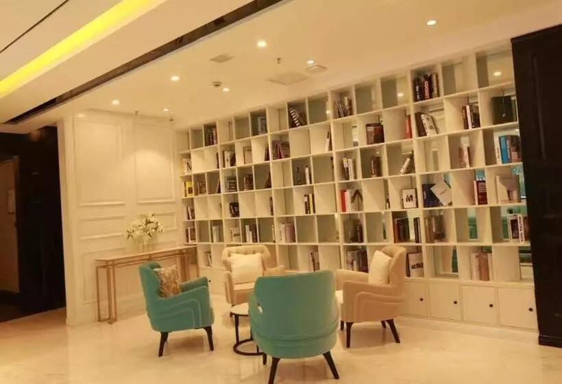 Xana Hotelle Jinzhou Central South Street Red Star Macalline