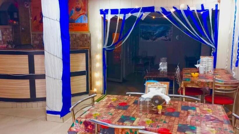 Hotel Oyo 81608 Krishna Residency