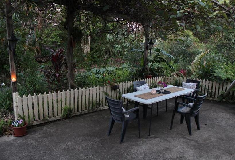 ペンション Amamoor   Living Waters