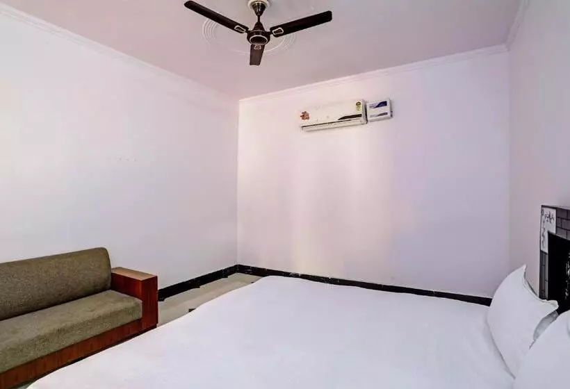 Hotelli O Ridheshwar Palace