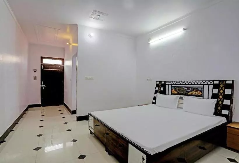 Hotelli O Ridheshwar Palace
