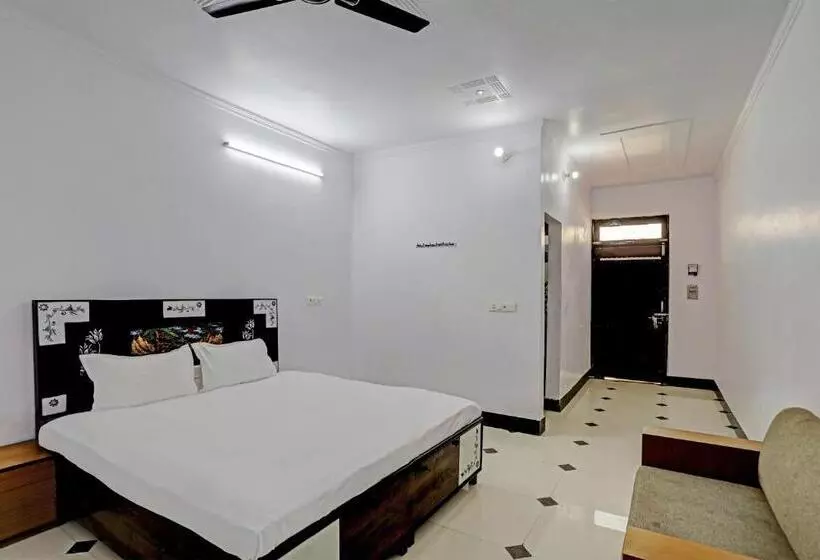 Hotelli O Ridheshwar Palace