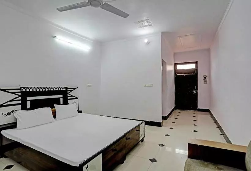 Hotelli O Ridheshwar Palace