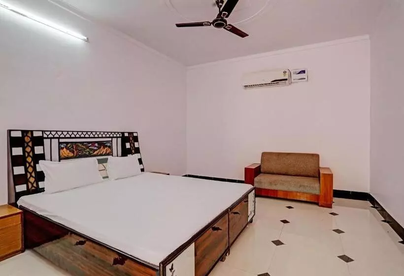 Hotelli O Ridheshwar Palace