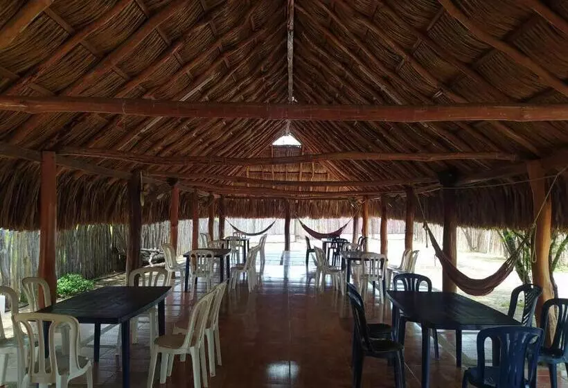 Retkeilymaja Hostal Cq Camarones