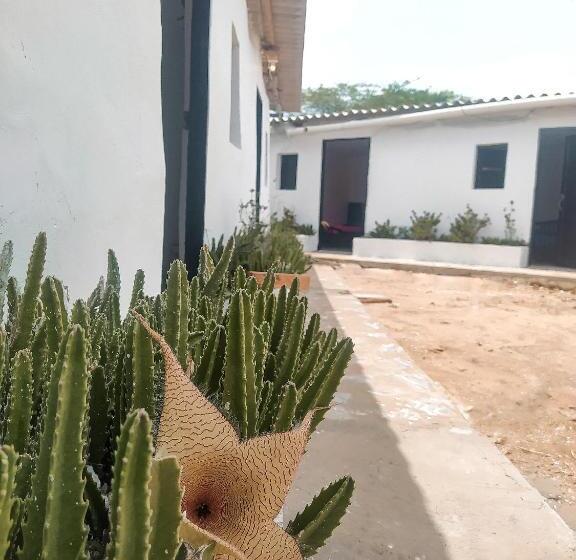 Hostel Hostal Cq Camarones