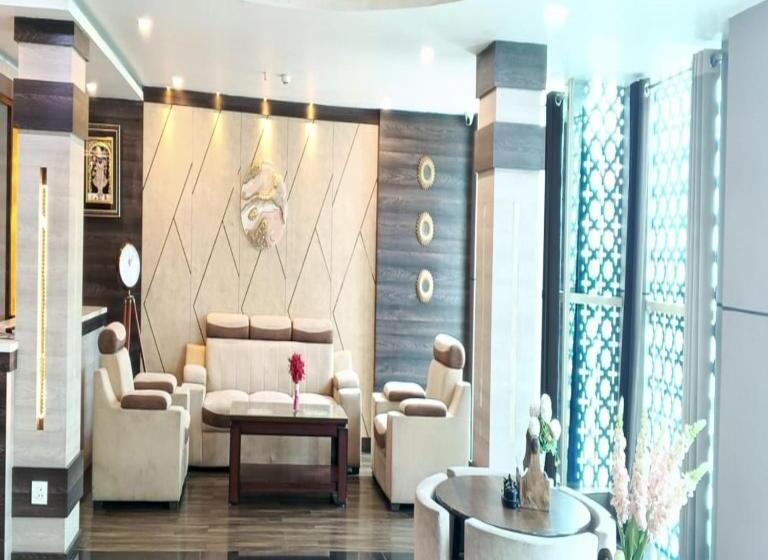 ホテル Ananda Inn